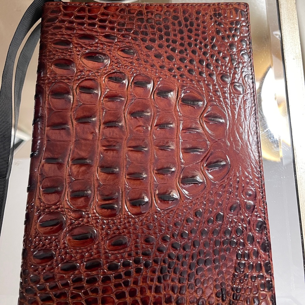 ‼️sold‼️Brahmin journal in pecan